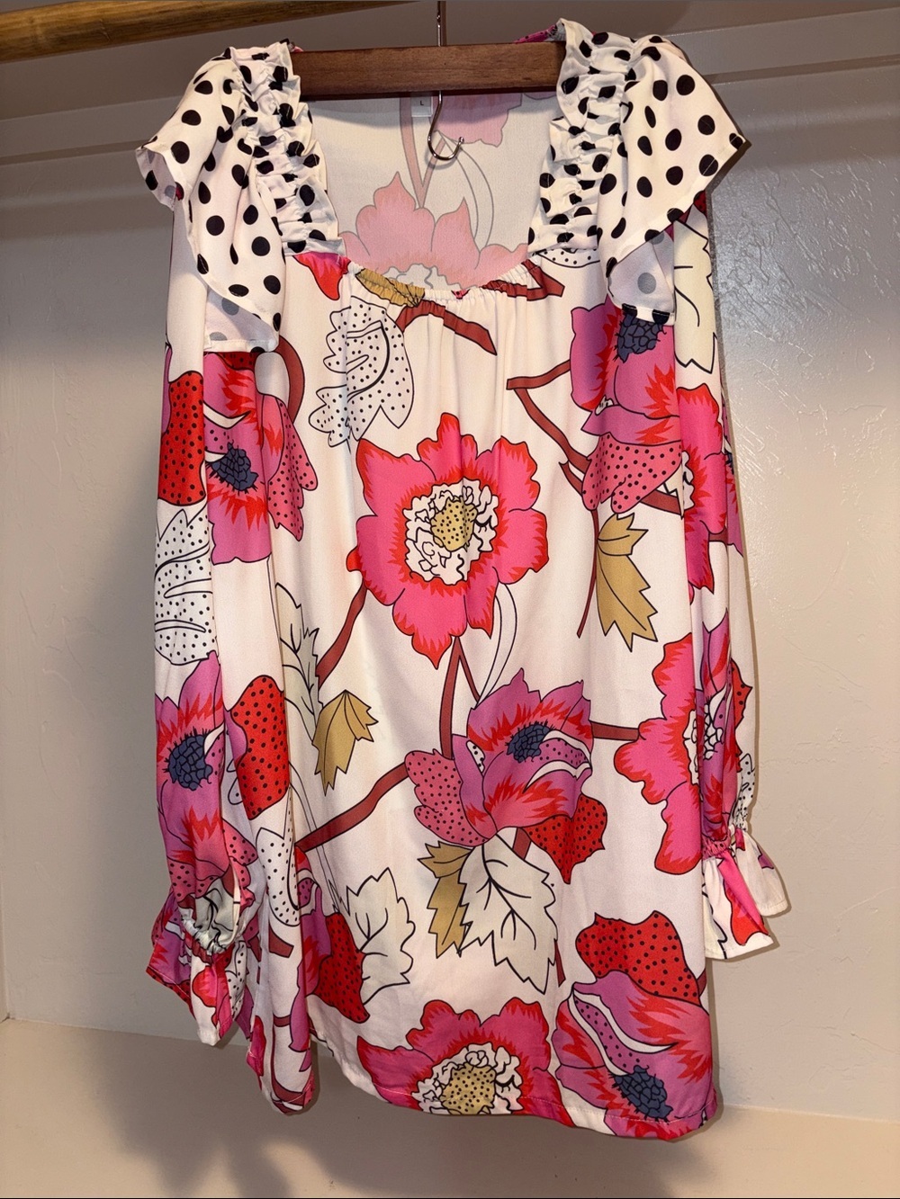 Floral Ruffle-Trim Blouse in Pink and White
